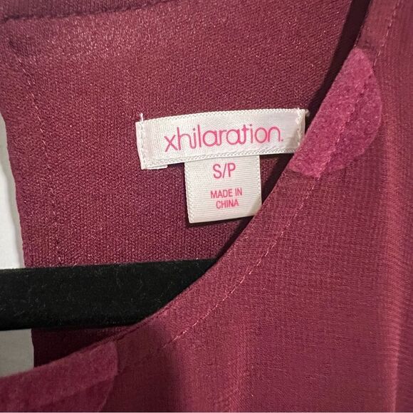 Xhilaration Women's Sleeveless Shift Dress Burgundy Polka Dot Size Small Lined - Picture 5 of 8